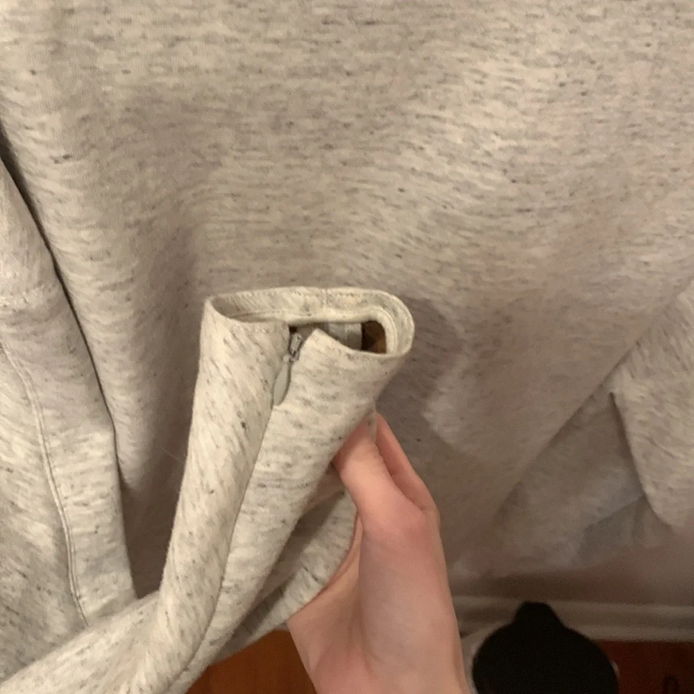 MOVING SALE 3.1 Phillip Lim Floral Embroidered Decorative Sweatshirt - Picture 5 of 5